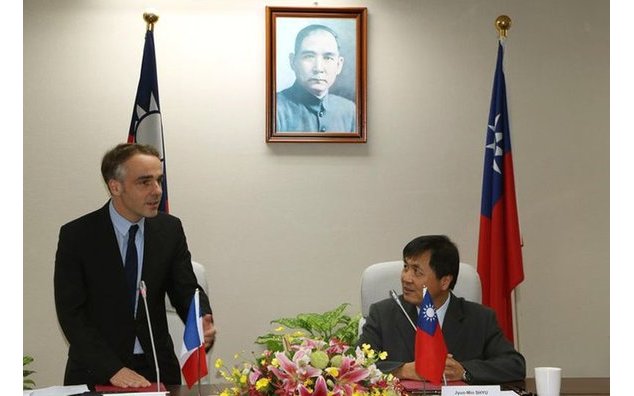 Benoît Guidée, Directeur du BFT, 紀博偉 - 法國在台協會主任 / M. Shyu Jyuo-Min, Ministre de la science et la technologie / 徐爵民 科技部長 